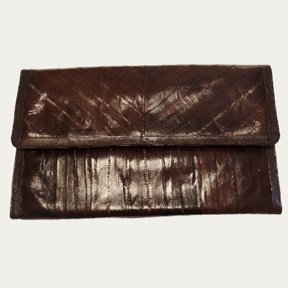 unbranded Handbags - Vintage Espresso Brown Eelskin Clutch